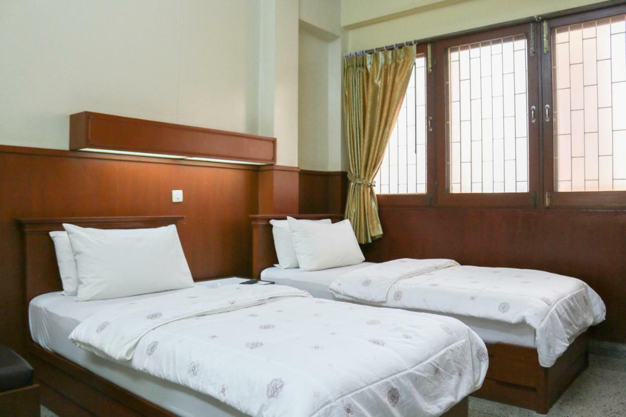 Nakornping Hotel กรุงเทพมหานคร ภายนอก รูปภาพ