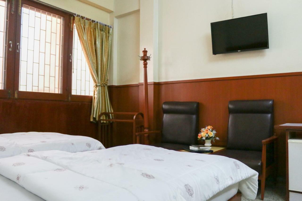 Nakornping Hotel กรุงเทพมหานคร ภายนอก รูปภาพ