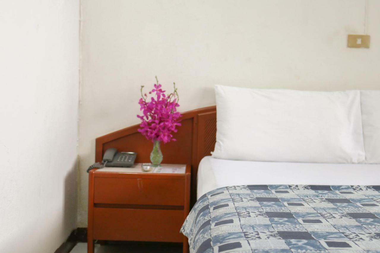 Nakornping Hotel กรุงเทพมหานคร ภายนอก รูปภาพ